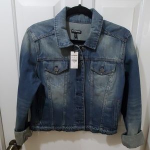 Cropped denim jacket